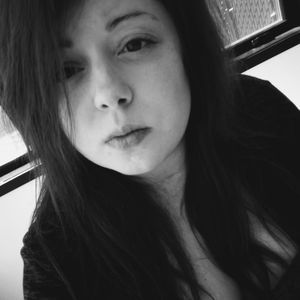 Meet your Posher, Joanie